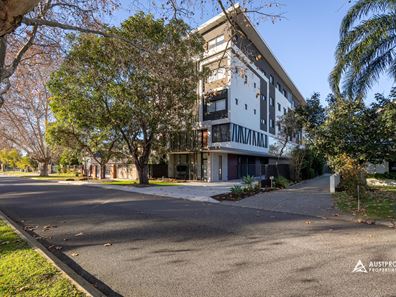 105/21 Kishorn Road, Applecross WA 6153