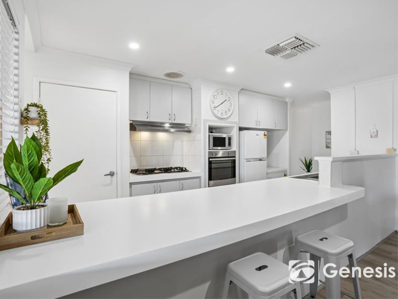 14 Teano Place, Marangaroo WA 6064