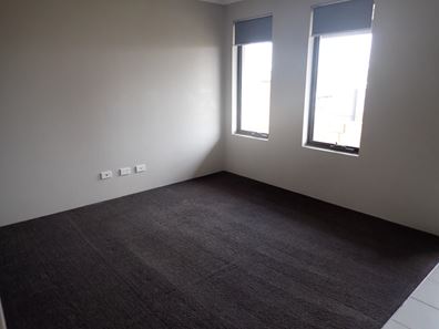 180 Suffolk Street, Caversham WA 6055