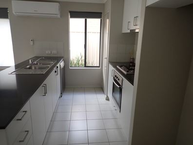 180 Suffolk Street, Caversham WA 6055