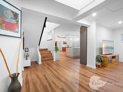 10 Muscat Terrace, The Vines WA 6069