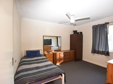 33 Gravity Street, Beckenham WA 6107