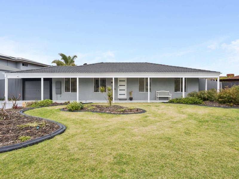 4 Perrona Gardens, Mullaloo WA 6027