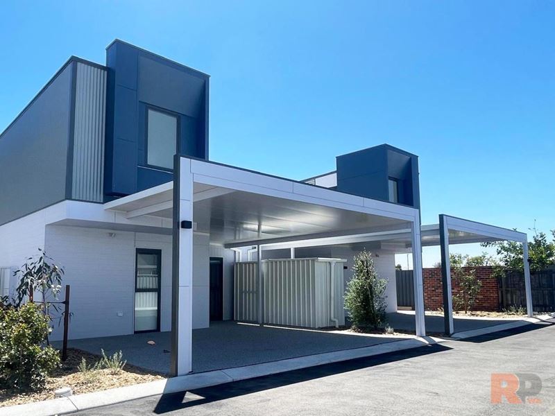 3/114 Waldeck Road, Caversham