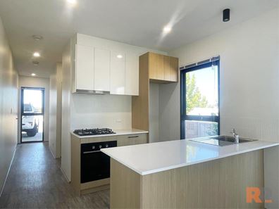 3/114 Waldeck Road, Caversham WA 6055