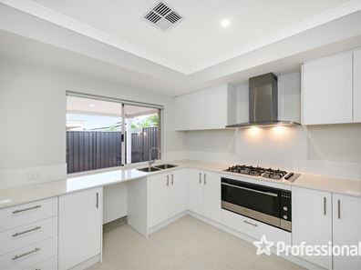 39C Hunter Way, Padbury WA 6025