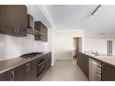 21 Hawley Way, Madora Bay WA 6210