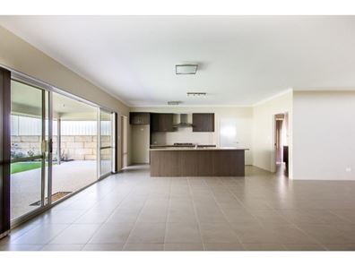21 Hawley Way, Madora Bay WA 6210