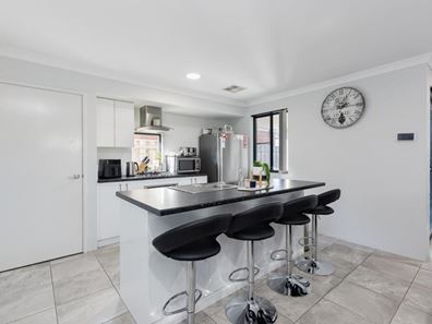 18 Kerang Way, Ellenbrook WA 6069