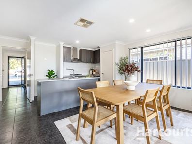 8 Dillwynia Bend, Banksia Grove WA 6031