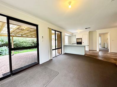 83 Cassowary Drive, Ballajura WA 6066