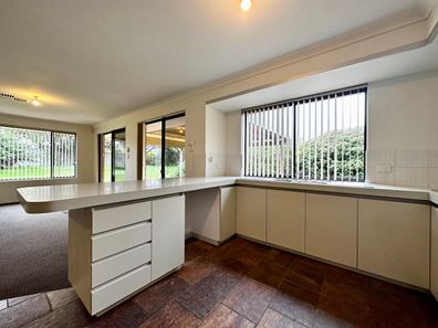 83 Cassowary Drive, Ballajura WA 6066