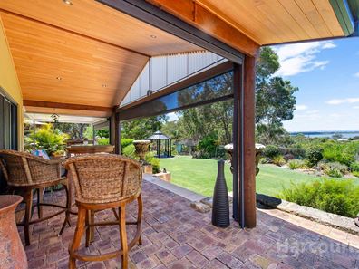 13 Yalgorup Drive, Bouvard WA 6211
