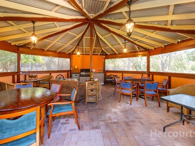13 Yalgorup Drive, Bouvard WA 6211