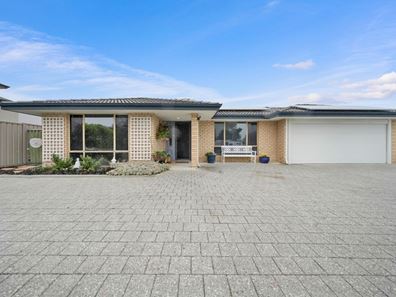 11 St Vincent Place, Ocean Reef WA 6027