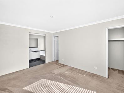 12 Ferguson Street, Wannanup WA 6210