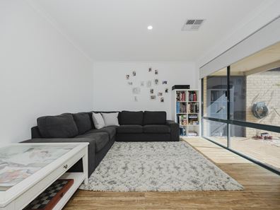 74 Quinns Road, Mindarie WA 6030