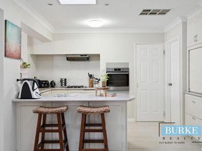 4 McKinlay Avenue, Padbury WA 6025