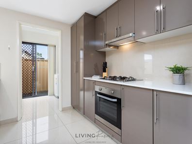 Room/3  58B Hopkinson Way, Wilson WA 6107