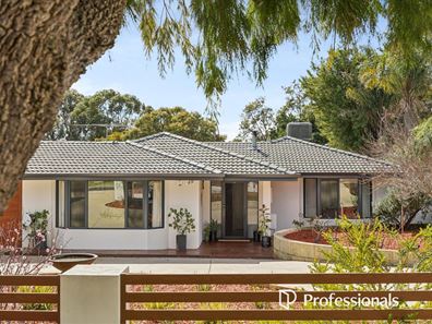 22 Temby Avenue, Kalamunda WA 6076