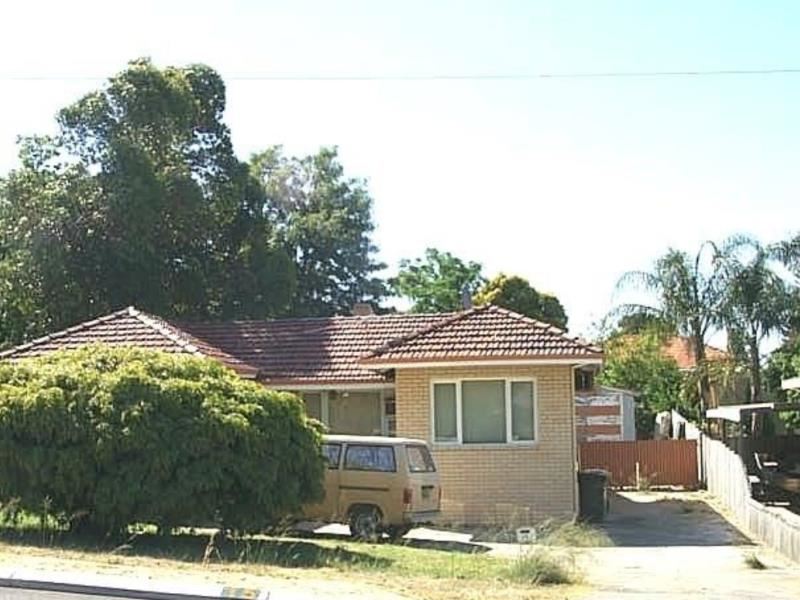 15 Kennerly Street, Cloverdale WA 6105