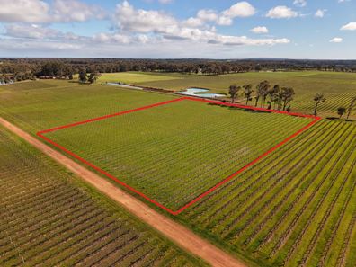 4/224 Clews Road, Cowaramup WA 6284