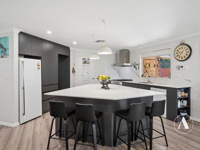 75 Egerton Drive, Serpentine WA 6125