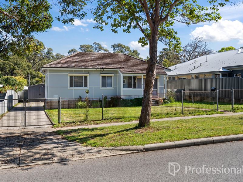5 Cowcher Way, Medina WA 6167