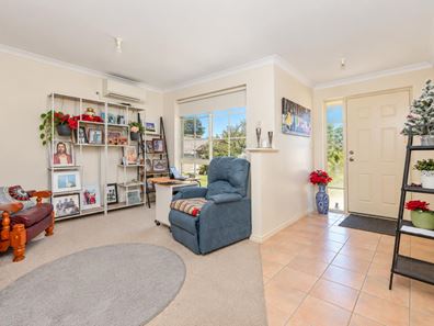 4/23 Montebourg Meander, Port Kennedy WA 6172