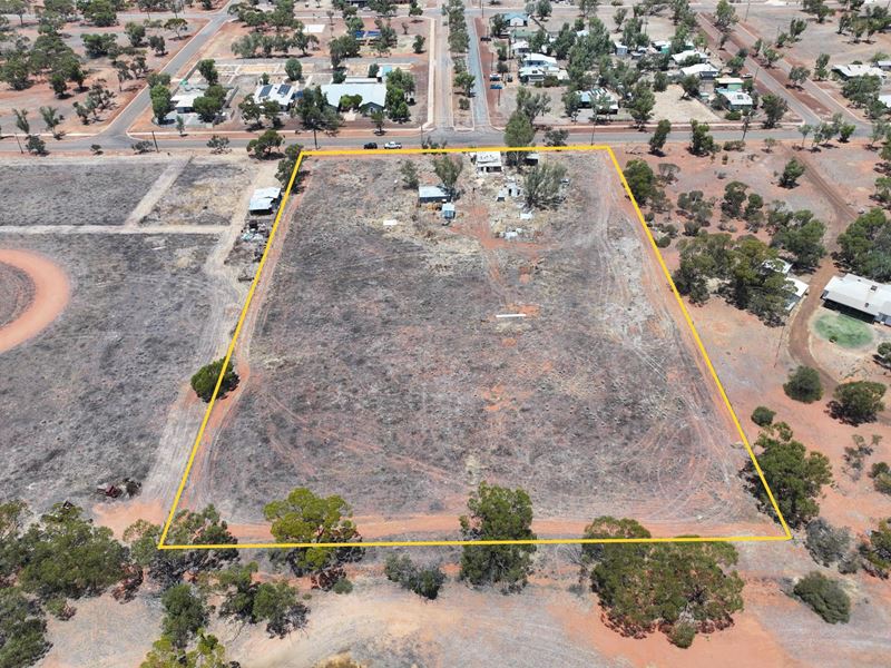 7 Evans Street, Morawa WA 6623