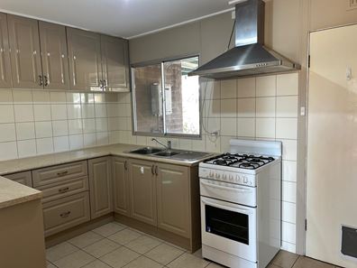 5 Bluebush Road, Kambalda West WA 6442