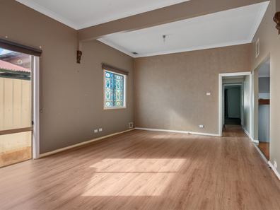 32 King Street, South Boulder WA 6432