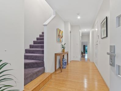 71 RATHAY STREET, Kensington WA 6151