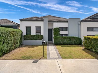 12 Cheyne Way, Caversham WA 6055