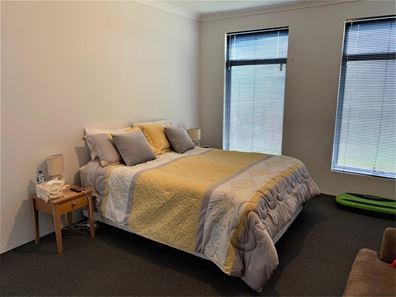 32 Mackerel Avenue, Kealy WA 6280