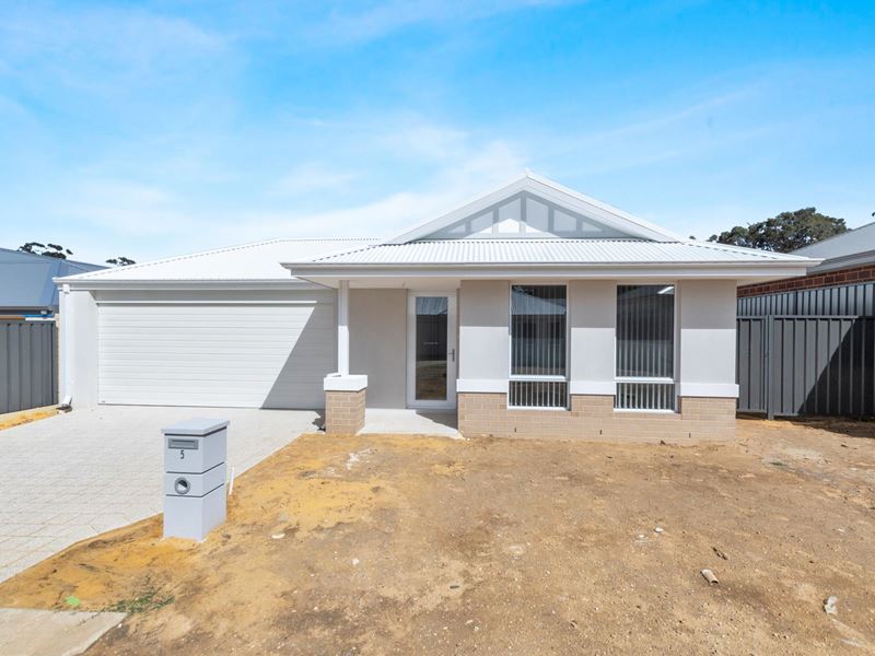 5 Taylor Mews, Waroona WA 6215
