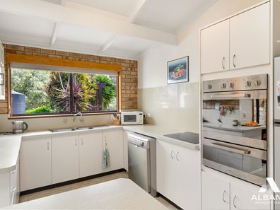 65 Regent Street, Gledhow WA 6330