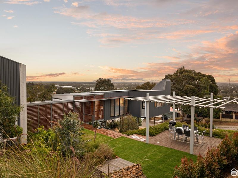 33 Angorra Road, Mount Nasura WA 6112