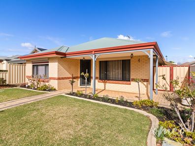 6 Laredo Bend, Port Kennedy WA 6172