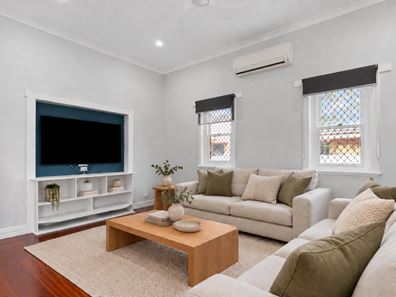 35 Burkett Drive, Hannans WA 6430