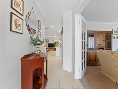 7 Stuart Place, Rockingham WA 6168