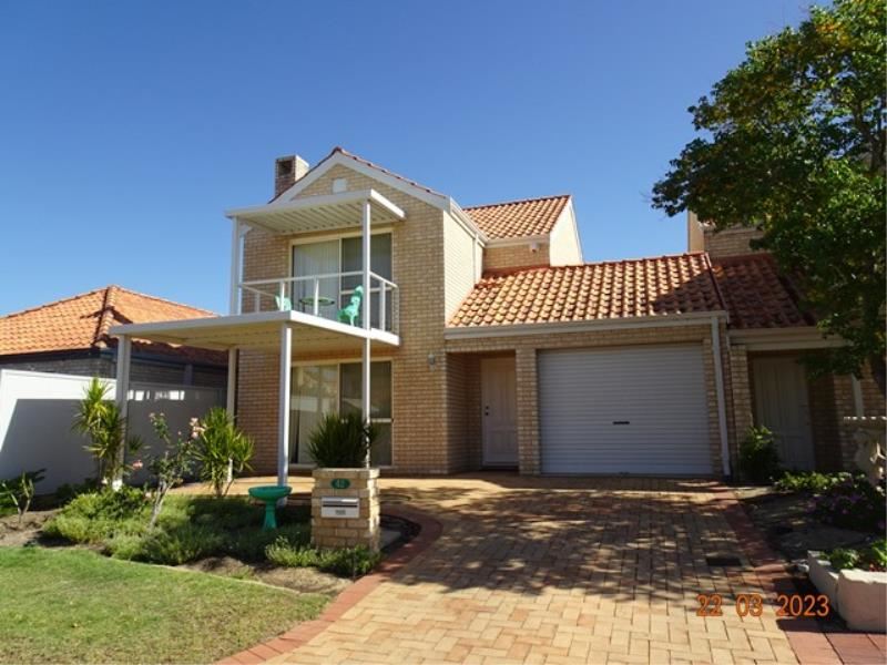 42 Lakefront Circle, The Vines WA 6069