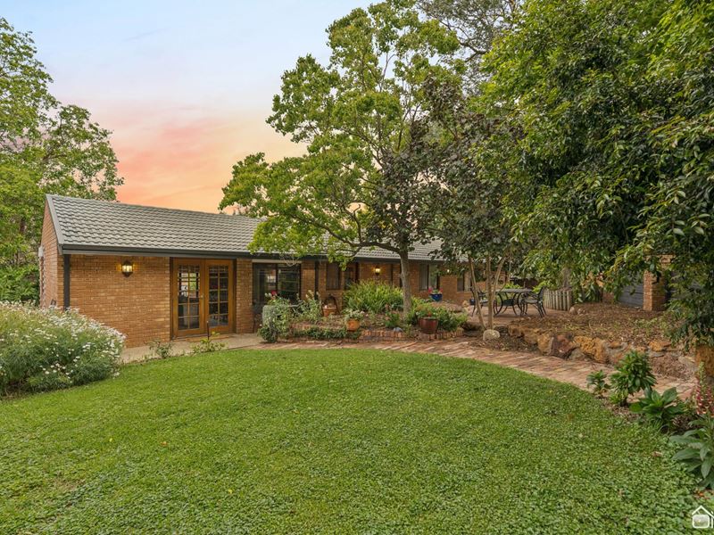 6 Drummond Court, Kelmscott WA 6111