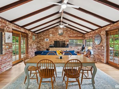 6 Drummond Court, Kelmscott WA 6111