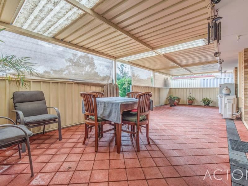 Sold: 8 Canopy Court, Banksia Grove WA 6031 | $312,000
