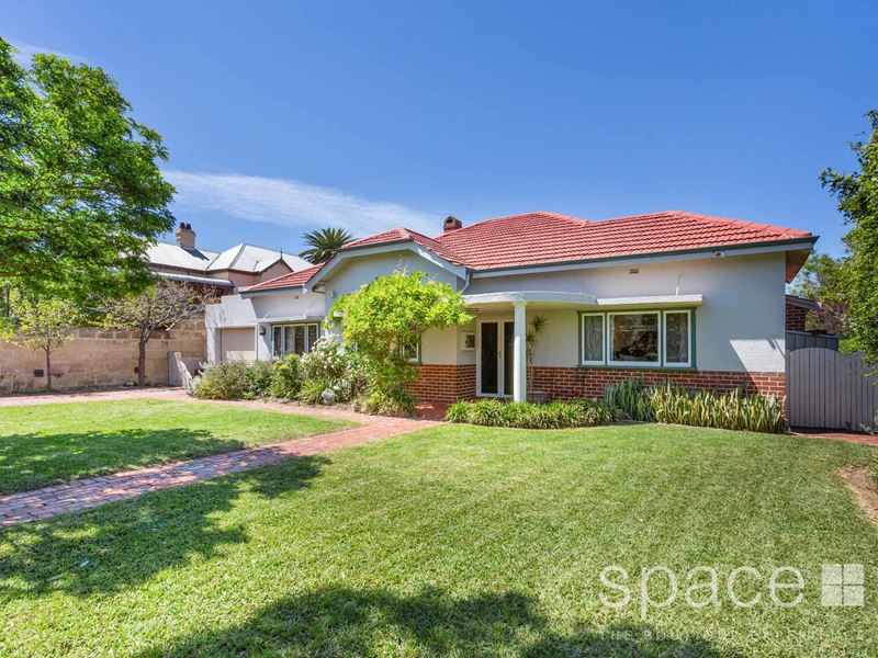 16 Windsor Road, East Fremantle WA 6158