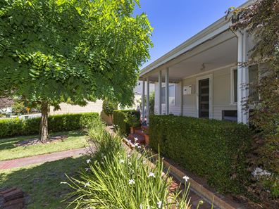 90 Acton Avenue, Rivervale WA 6103