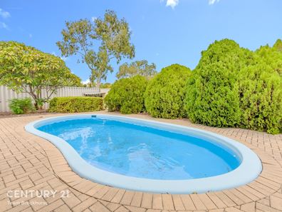 26 Stonecreek Close, Thornlie WA 6108