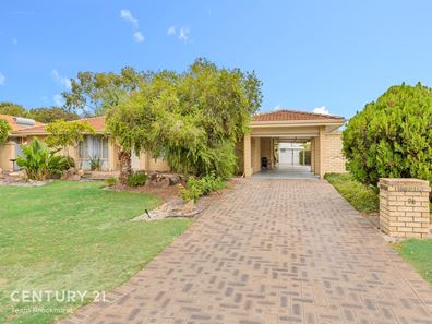 26 Stonecreek Close, Thornlie WA 6108