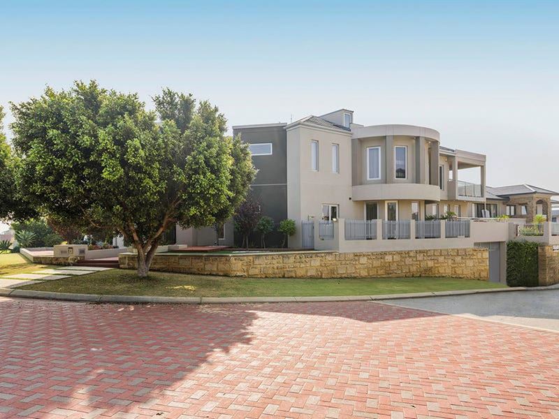 8 Muchea Gardens, Dianella